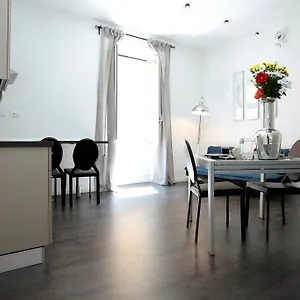 2* Couette-café Services Borgo
